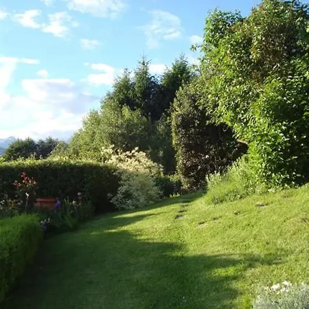 Surrounded By Garden Chalet *